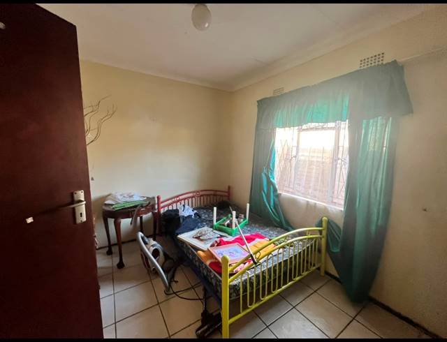 3 BEDROOM HOUSE FOR SALE IN BLUFF